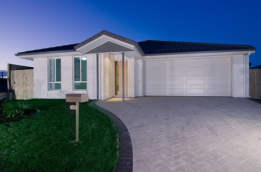 house with garage door